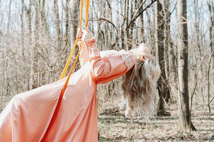 alexandra kehayoglou swing